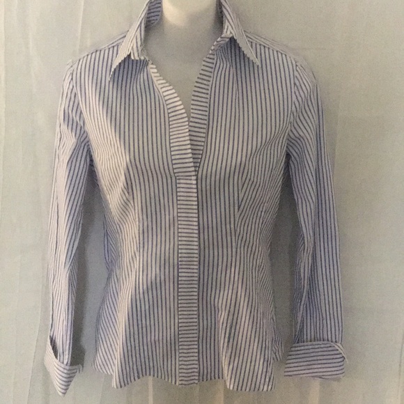 ‼️SOLD‼️Hugo Boss woman’s  blouse - Picture 5 of 8